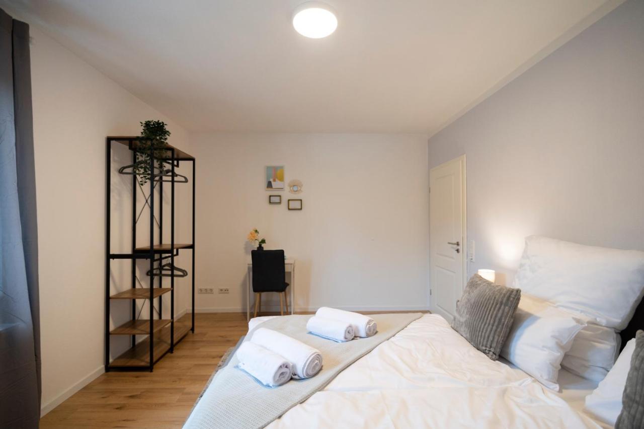 Peter Apartments - Premium Wohnung I 95Qm I 3 Schlafzimmer I Grosses Bad I Kueche I Wohnzimmer I Tv ฟุลดา ภายนอก รูปภาพ