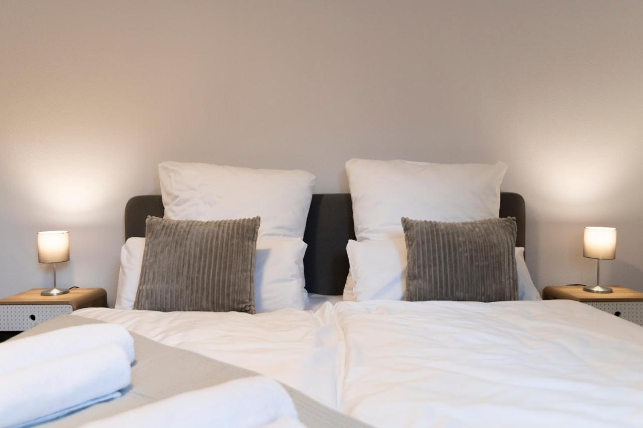 Peter Apartments - Premium Wohnung I 95Qm I 3 Schlafzimmer I Grosses Bad I Kueche I Wohnzimmer I Tv ฟุลดา ภายนอก รูปภาพ